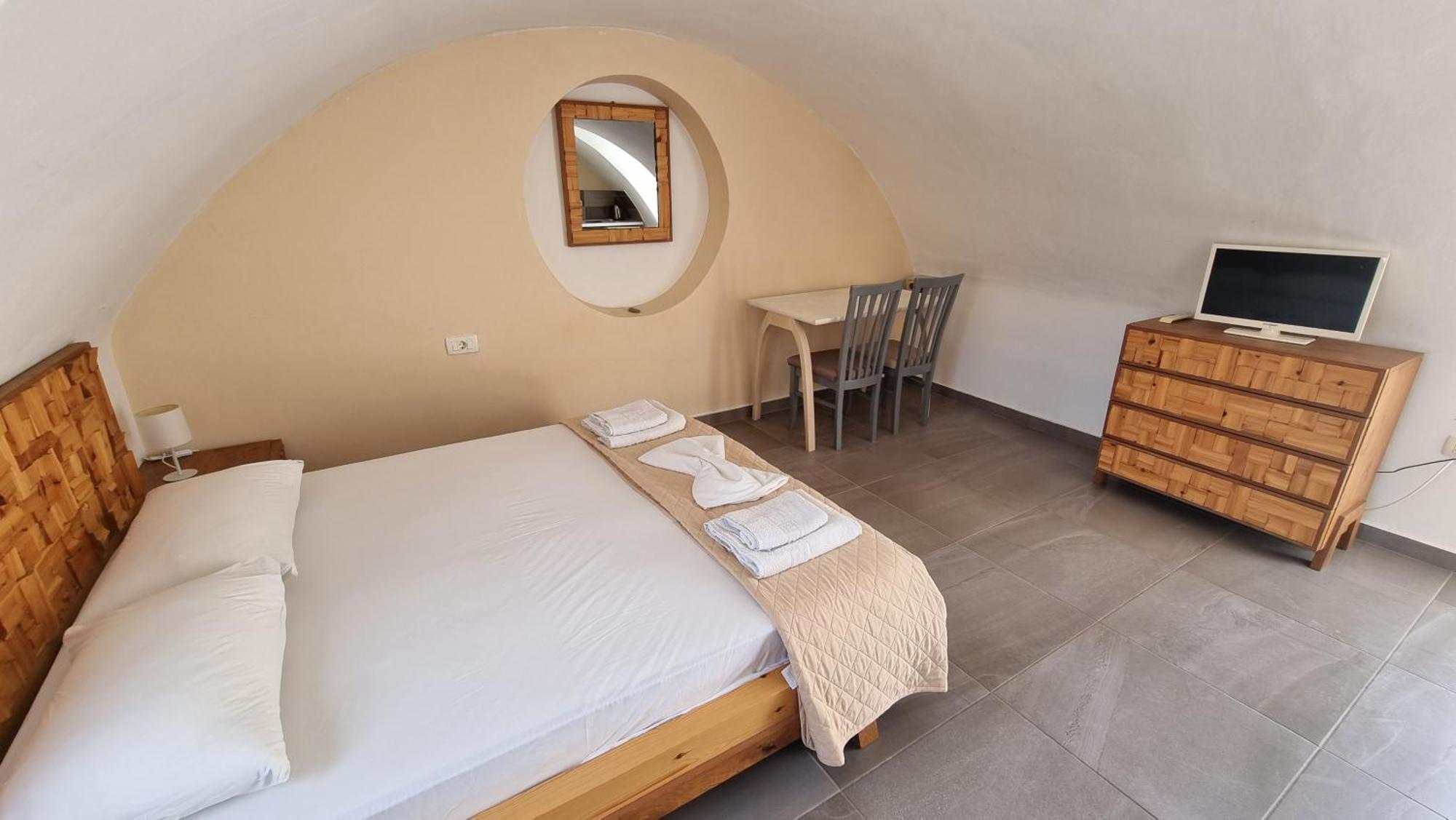 Leon Lux Apartments Периволос Экстерьер фото