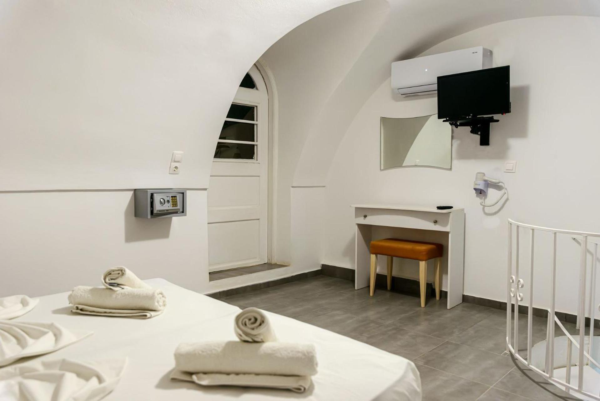 Leon Lux Apartments Периволос Экстерьер фото