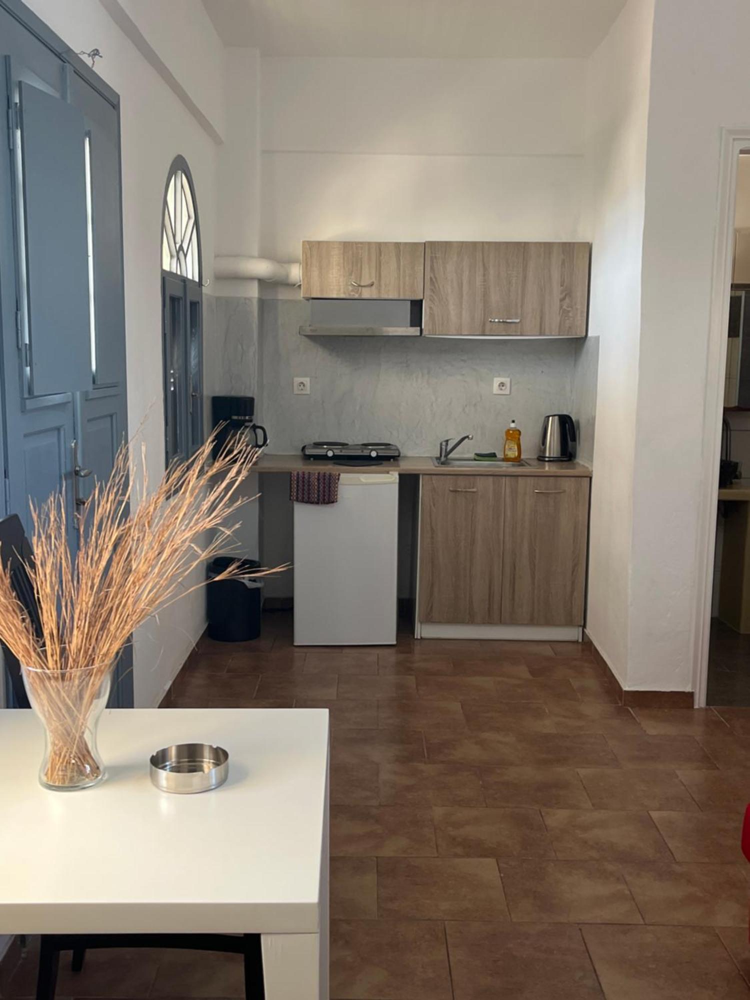 Leon Lux Apartments Периволос Экстерьер фото