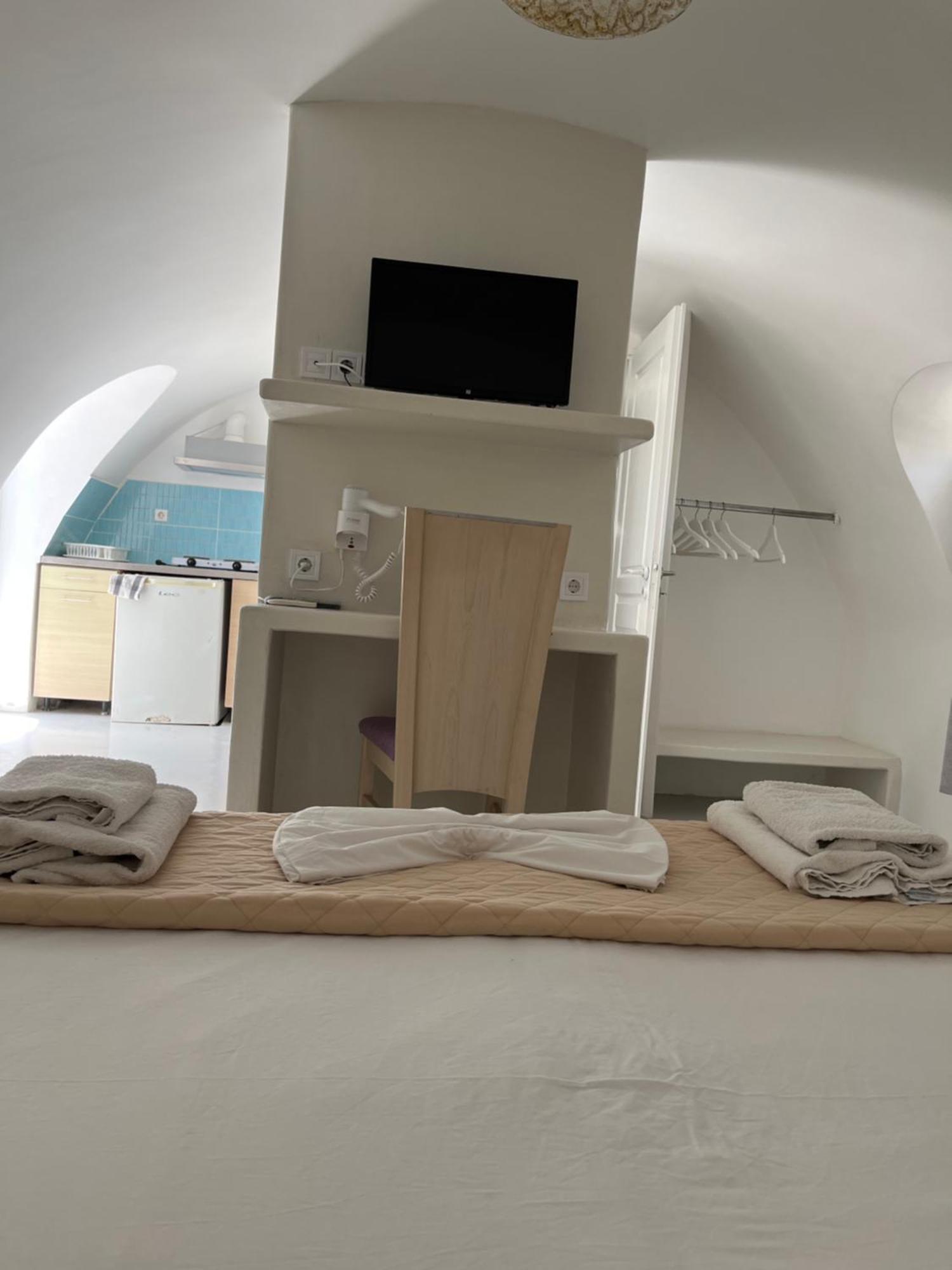 Leon Lux Apartments Периволос Экстерьер фото